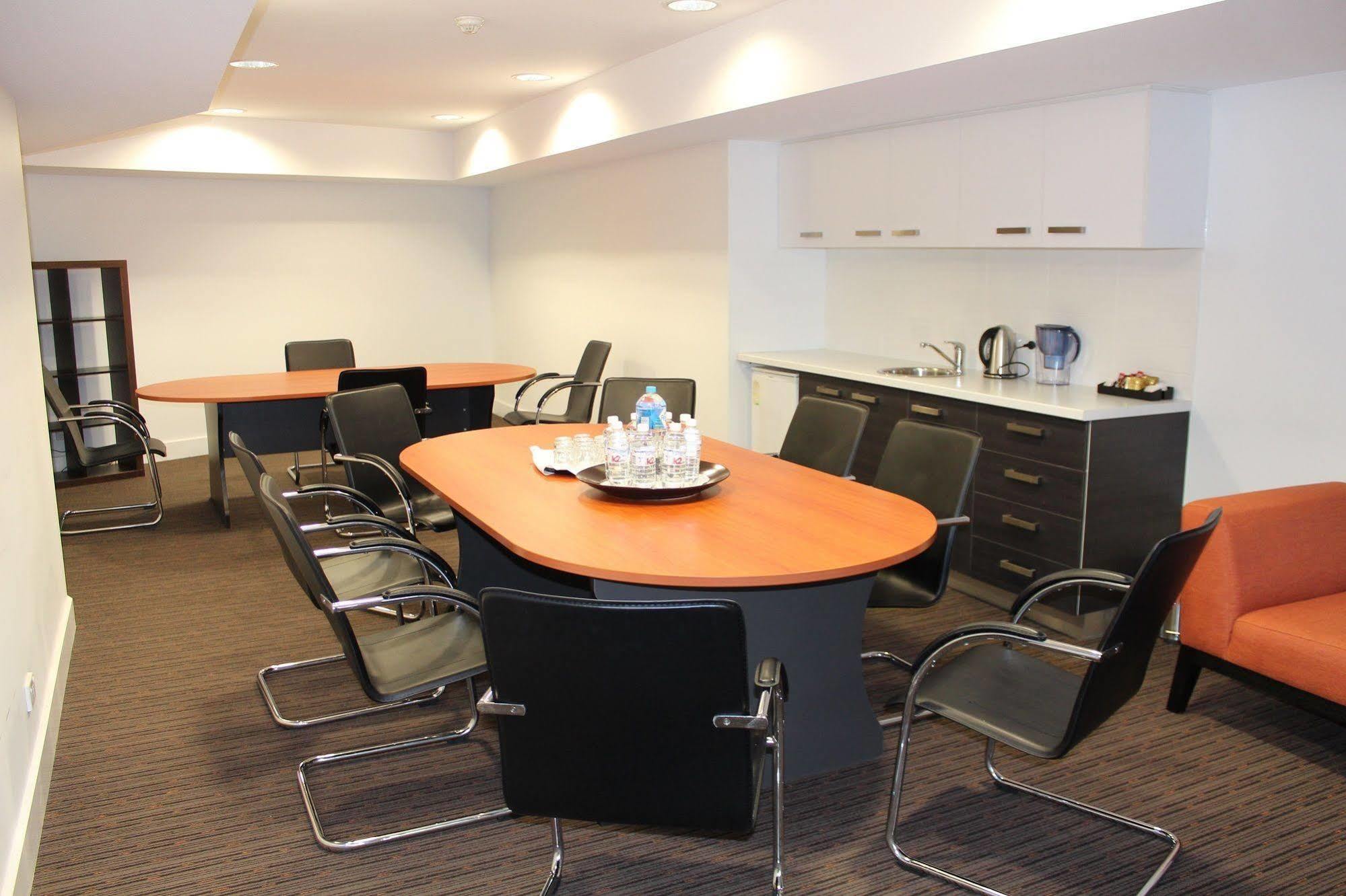 Chancellor Lakeside Apartments Gold Coast Luaran gambar